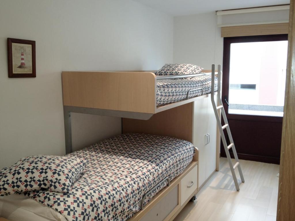 Apartamentos Puerto Basella Вильянуэва-де-Ароса Номер фото