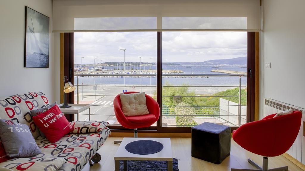 Apartamentos Puerto Basella Вильянуэва-де-Ароса Экстерьер фото